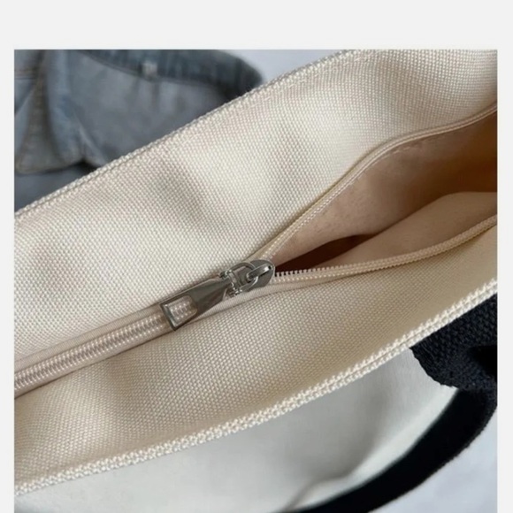 Peanuts Snoopy Comic Tote Bag - Cream and Black - Picture 8 of 8